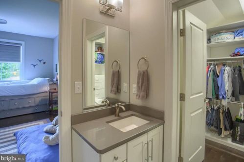 504 Sophia Cir, Hummelstown PA  17036-7089 exterior