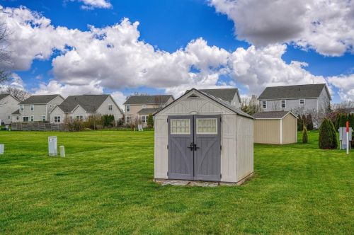27 Glengary Dr, Delaware OH  43015-7615 exterior