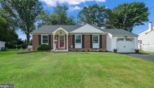 320 Cushmore Rd, Southampton, PA 18966-4104