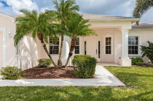 2209 14th Ter, Cape Coral, FL 33990-1924