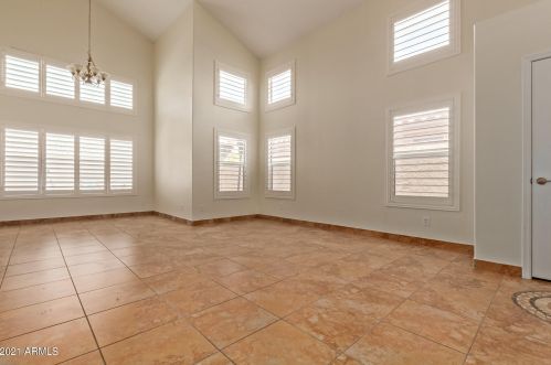668 Douglas Ave, Gilbert, AZ 85233-3219