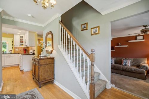 1390 Beaver Rd, Southampton, PA 18966-3306