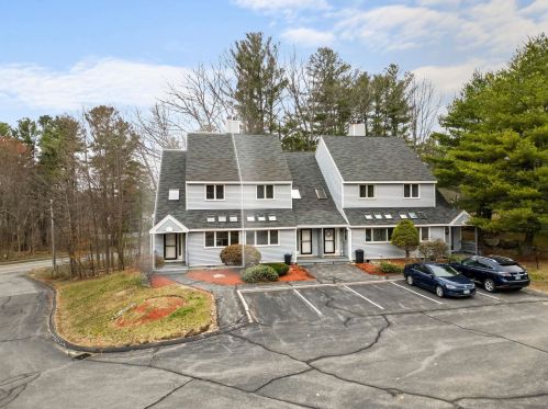 241 Main St, Salem, NH 03079-1727