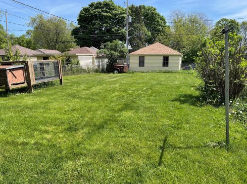3626 Sherman Blvd, Milwaukee, WI 53216-3453