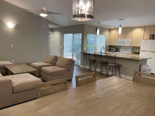 5702 Red Oak Ct, West Palm Beach, FL 33410-3237