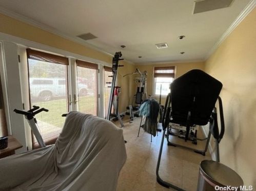 65 Brower Ave, Woodsburgh NY  11598-1746 exterior