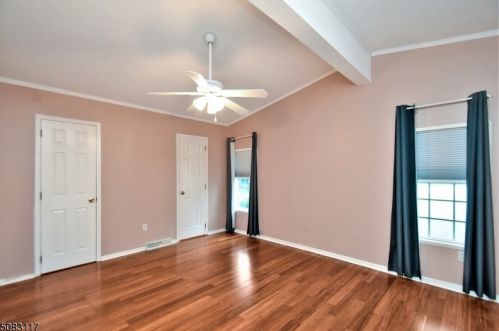 21 Twilight Trl, Belvidere NJ  07823-2905 exterior