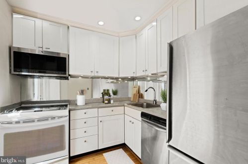 1008 Paper Mill Ct, Washington, DC 20007-3619