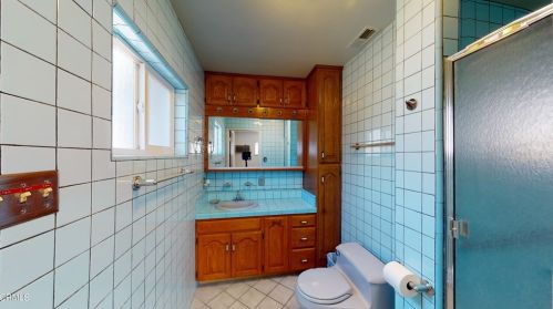 2607 Olive Ave, Fullerton CA 92833-3450 exterior