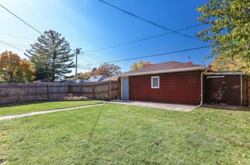 5628 38 Ave, Kenosha WI 53144-2725 exterior