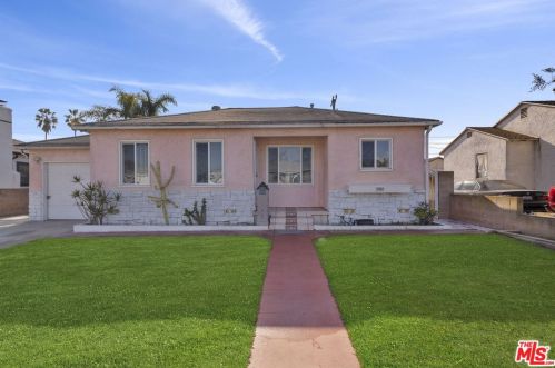 5342 127th St, Hawthorne, CA 90250-4133