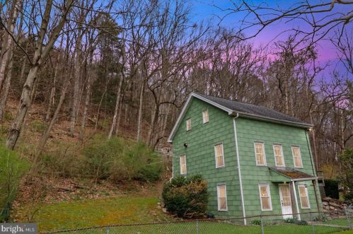 43 New Philadelphia Rd, Molino, PA 17961-9185