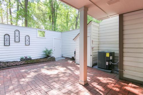 334 Sandpiper Dr, Mount Pleasant SC  29464-2834 exterior