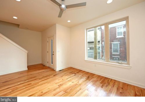 2652 Collins St, Philadelphia PA  19125-1408 exterior