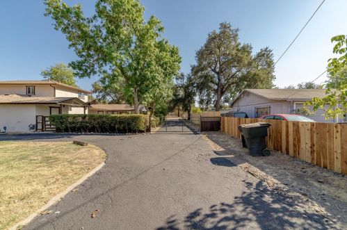 740 K St, Rio Linda CA  95673-3446 exterior