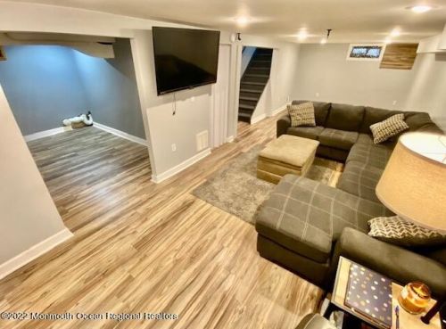 54 Fifth St, Old Bridge NJ exterior