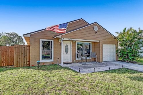 5688 Pebble Brook Ln, Boynton Beach, FL 33472-2401
