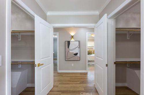 3841 Pacific Ave, Long Beach CA  90807-3227 exterior