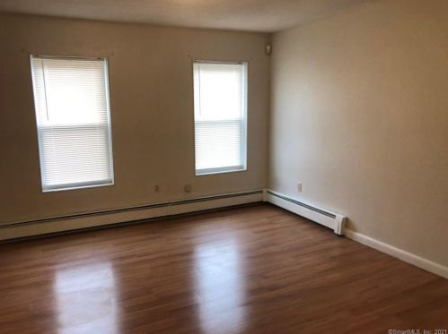 189 Whiting St, New Britain CT  06051-3179 exterior