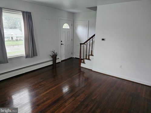 505 Lansdale Ave, Lansdale PA 19446-1622 exterior