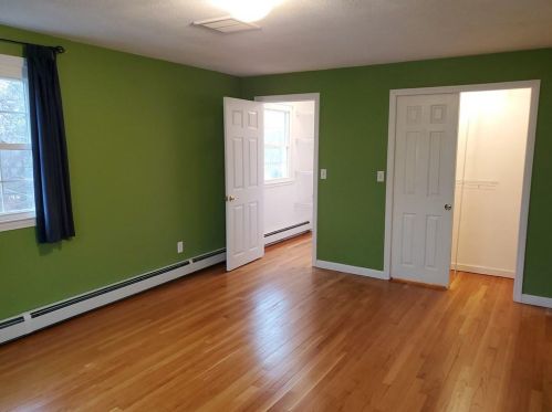 19 Ducarl Dr, Lincoln RI  02865-1320 exterior