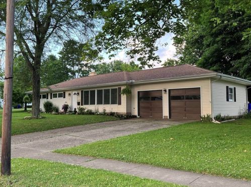 70 Columbia Ave, Greenville, PA 16125-1868