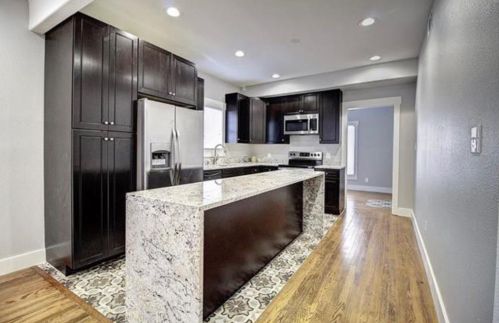 814 Elsbeth St, Dallas TX 75208-4127 exterior