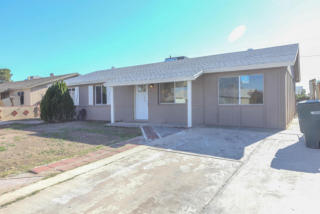 7237 College Dr, Phoenix, AZ 85033-1426