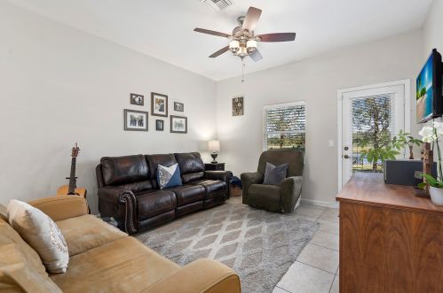 1828 77th Dr, Vero Beach FL  32966-6679 exterior