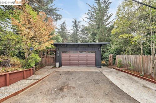 6709 Evergreen Ave, Oakland, CA 94611-1517