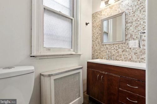 5509 Marshall St, Philadelphia PA  19120-2714 exterior