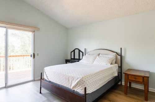33693 View Crest Dr, Wildomar CA  92595-8340 exterior