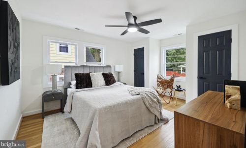 5010 Brooks St, Washington DC  20019-5318 exterior