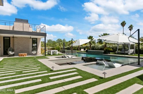 10019 57th St, Scottsdale AZ  85253-1137 exterior