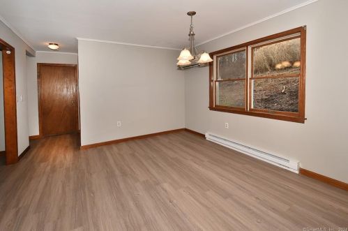35 Grant Hill Rd, Coventry CT  06238-1115 exterior