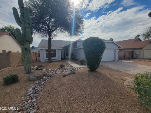 649 Devon Ct, Gilbert AZ  85233-8031 exterior