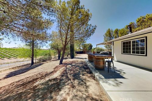 2655 Geneseo Rd, Lake Nacimiento CA  93446-7370 exterior