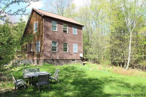 222 Hutchin Hill Rd, Shady, NY 12409-5105