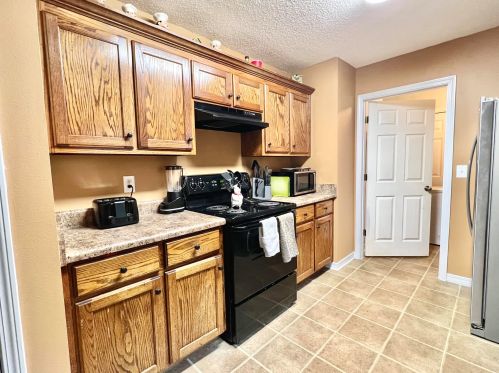 6848 Fast Gun Ln, Milton FL  exterior