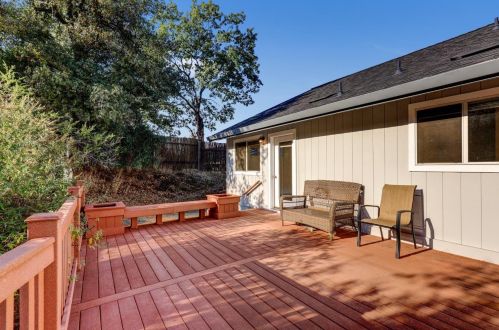 17155 Oscar Dr, Grass Valley CA  95949-7220 exterior
