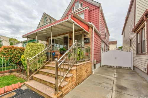 126-18 Linden Blvd, Jamaica, NY 11420-1022