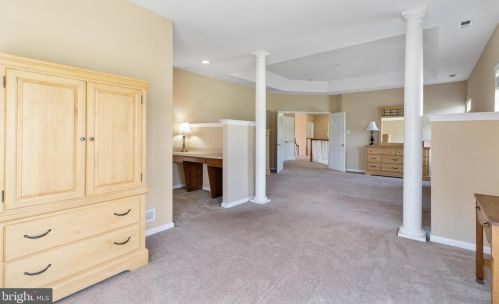 6 Nicole Ct, Swedesboro NJ  08085-3448 exterior