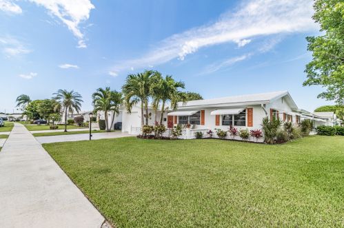 1722 18th St, Boynton Beach, FL 33426-6414