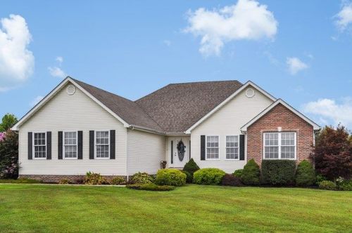 1710 Carroll Gentry Rd, Madisonville, KY 42431-8069