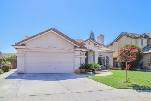 2241 Brandywine Ln, Fresno, CA 93720-4659