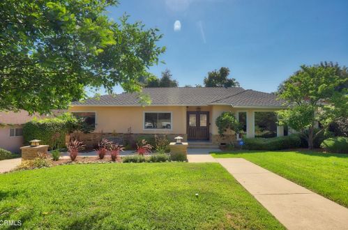4537 Alcorn Dr, La Canada, CA 91011-1930