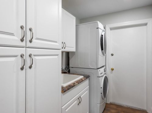 773 Holly Ct, Marco Island FL  34145-1915 exterior