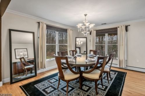 19 Marisa Ct, West Milford NJ  07480-3000 exterior