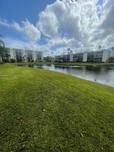 6585 Kensington Ln, Delray Beach, FL 33446-3018