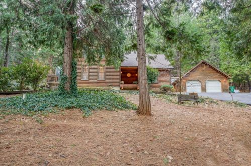 2734 Kingfisher Ln, Snowline Camp, CA 95709-9746